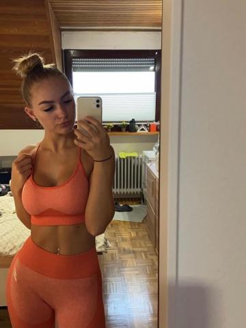 Евгения Сочная Брюнетка фото 3